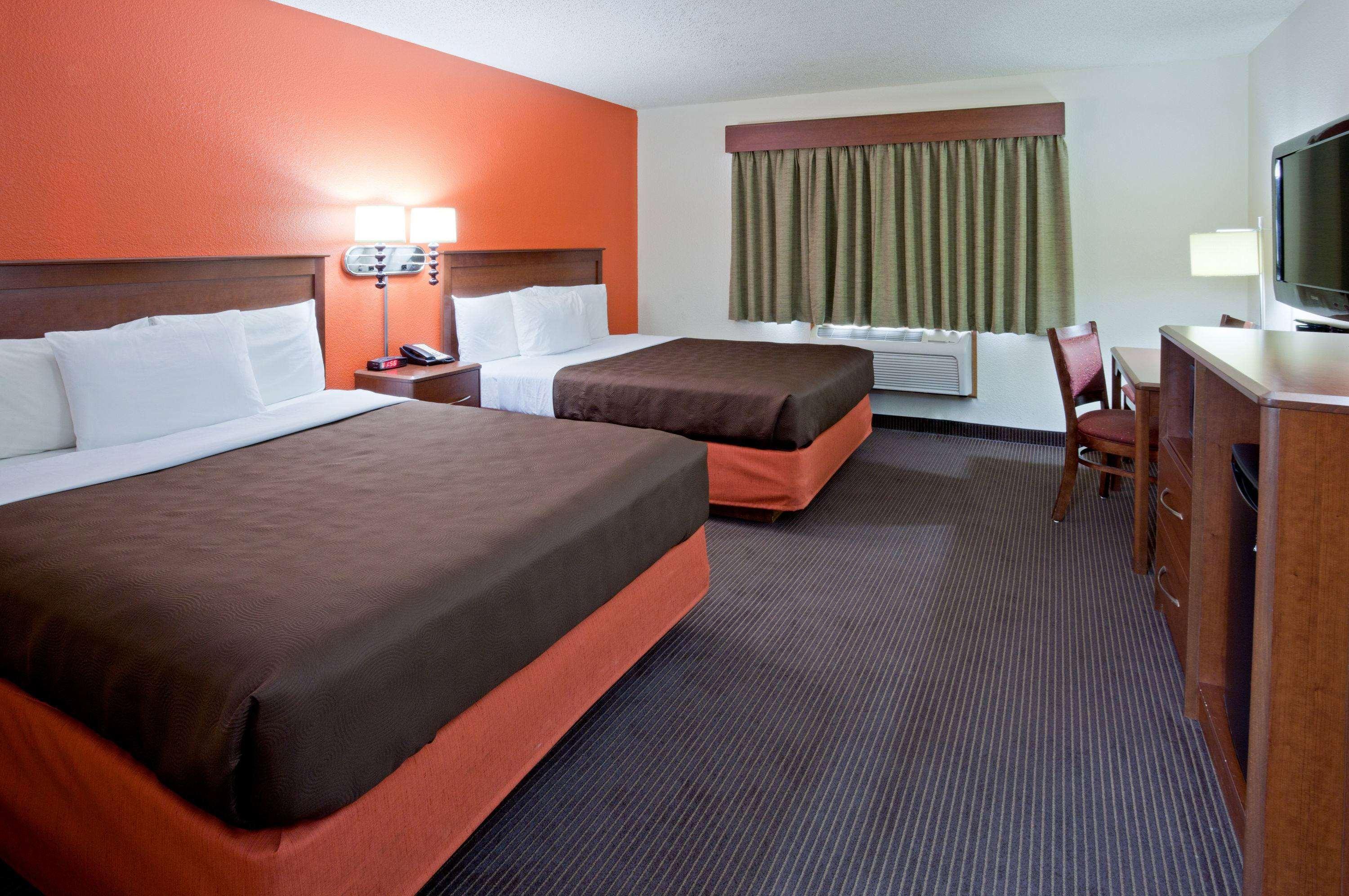 Americinn By Wyndham Monroe Exterior photo